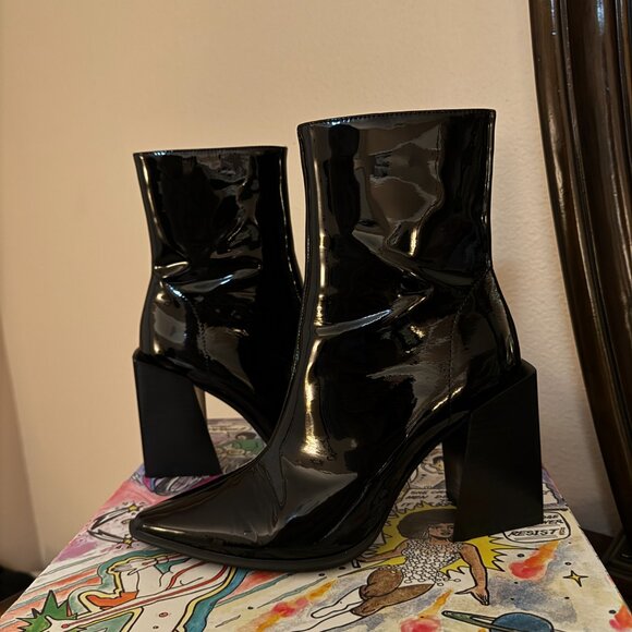 Jeffrey Campbell LA-SIREN PATENT Boots - NEW WITH BOX - Picture 8 of 13